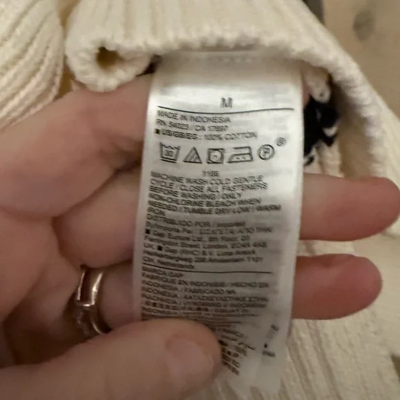 GAP 24/7 Split Hem Cardigan- LIKE NEW - Picture 9 of 9